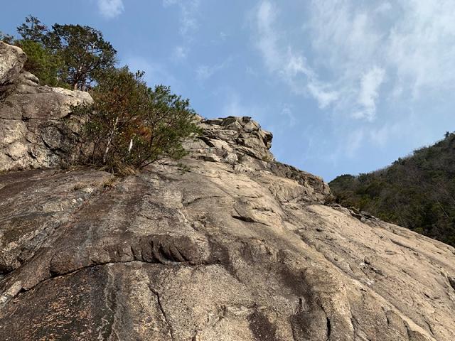比良山系獅子岩